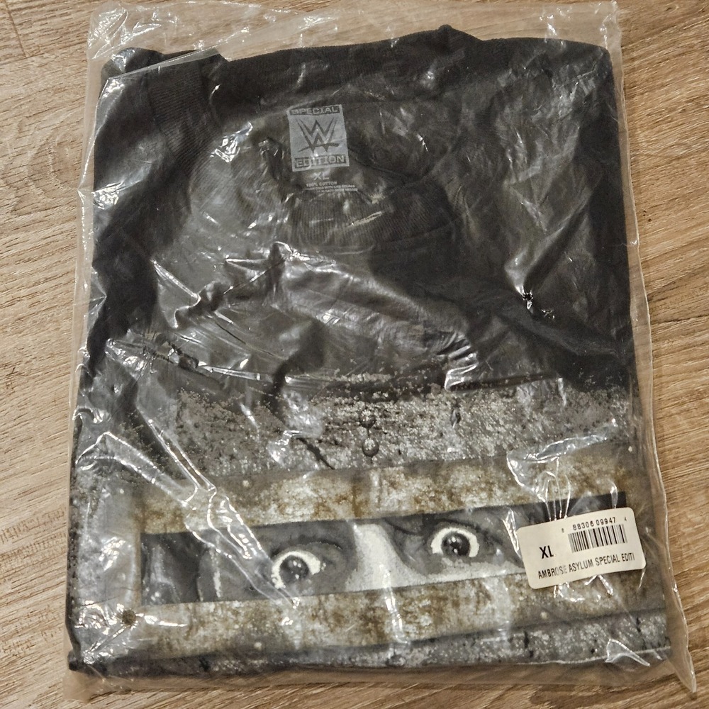 WWE Dean Ambrose Ambrose Asylum Special Edition T Shirt XL New Sealed